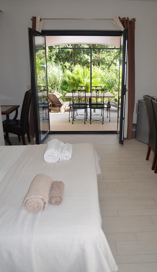 Hôtel Ancie à Grimaud Extérieur photo